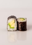 Maki Avocado Hosomaki (8 pieces)